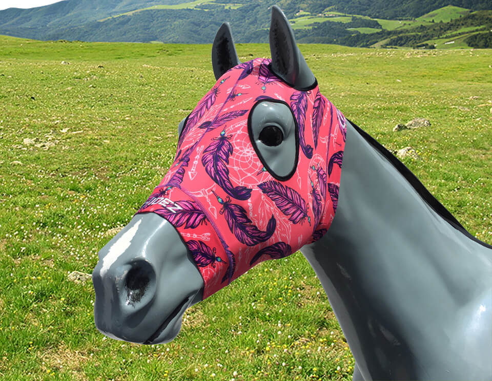 Hidez Compression Hood feathers