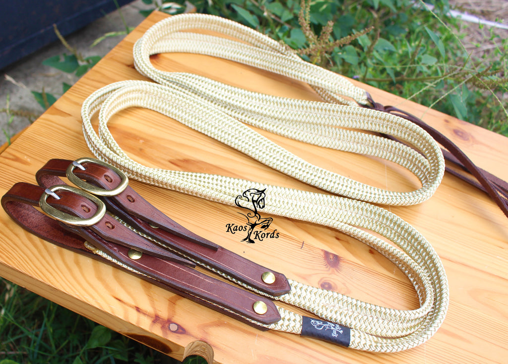 split reins with buckle ends