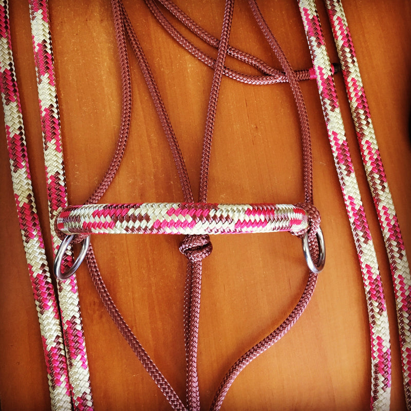 Side Pull/Riding Halter With Padded Nose and Poll With Or Without Chin Strap